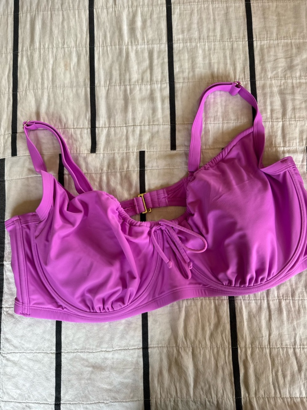 Wild Fable Women’s Underwire Bikini Top - Vibrant Magenta